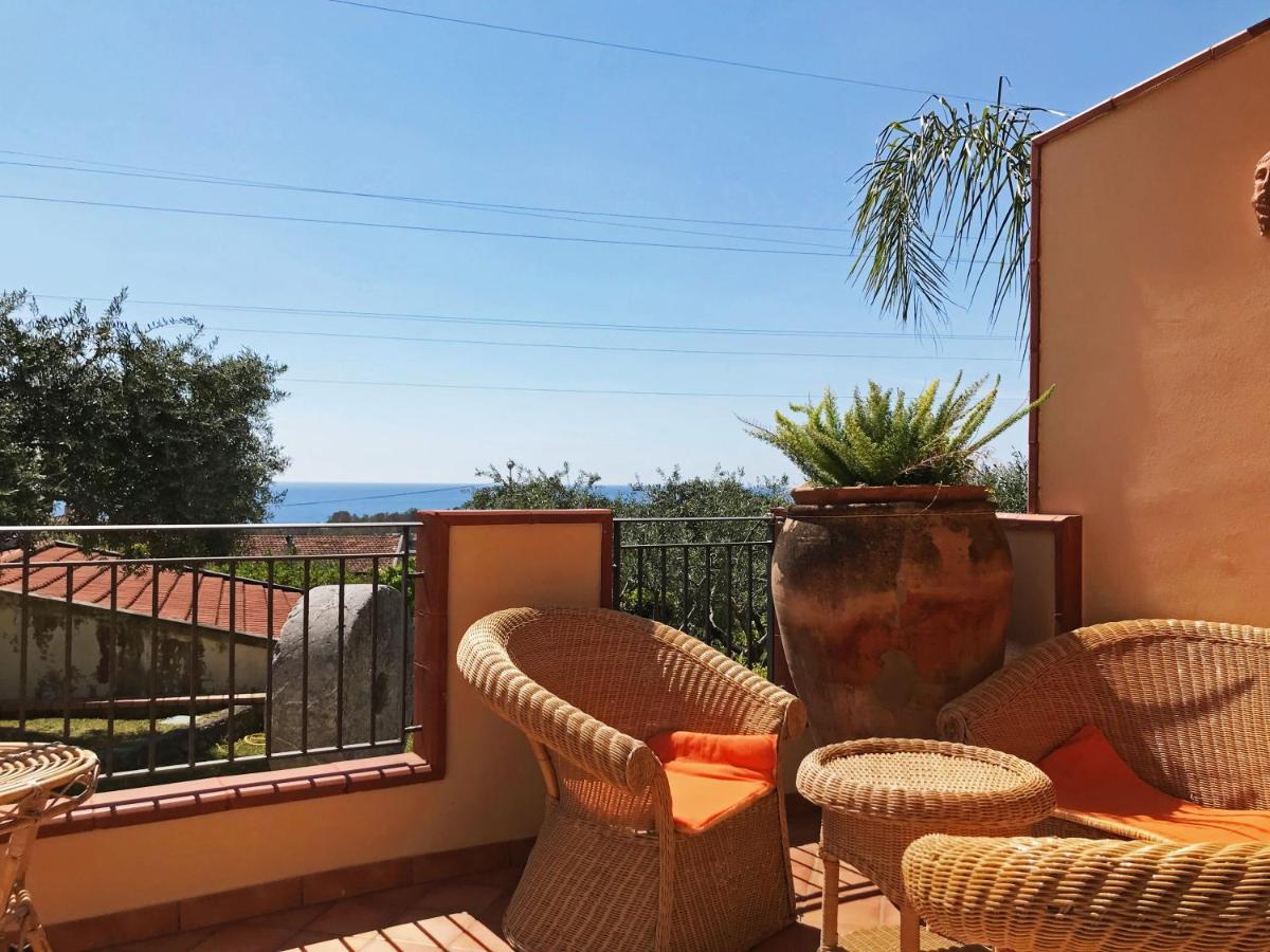 B&B Villa Degli Ulivi Praia a Mare Buitenkant foto