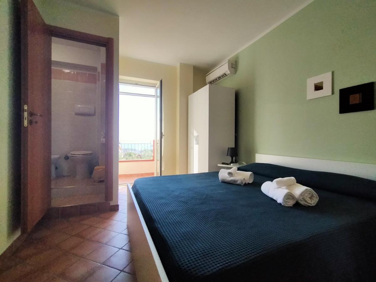 B&B Villa Degli Ulivi Praia a Mare Buitenkant foto